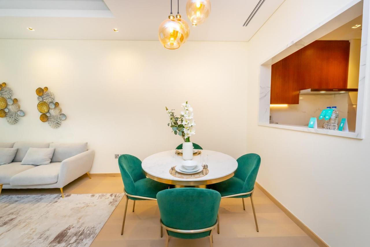 Fam Living - Rp Heights - 3 Mins Walk To Burj Khalifa & Dubai Mall Downtown Dubai Esterno foto